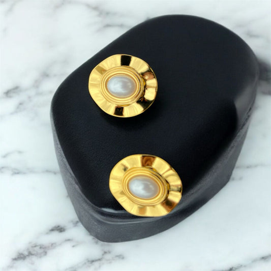 Altın Detaylı İnci Küpe